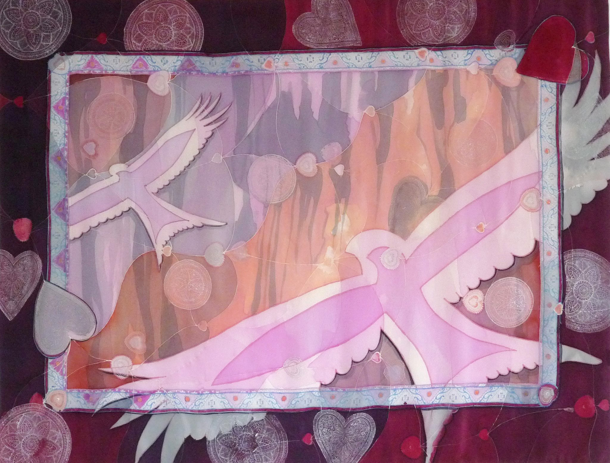 Red Kite, dance with me, Body silk, 135 × 180 cm